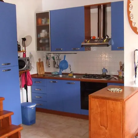 Holiday home Incantevole Villetta *